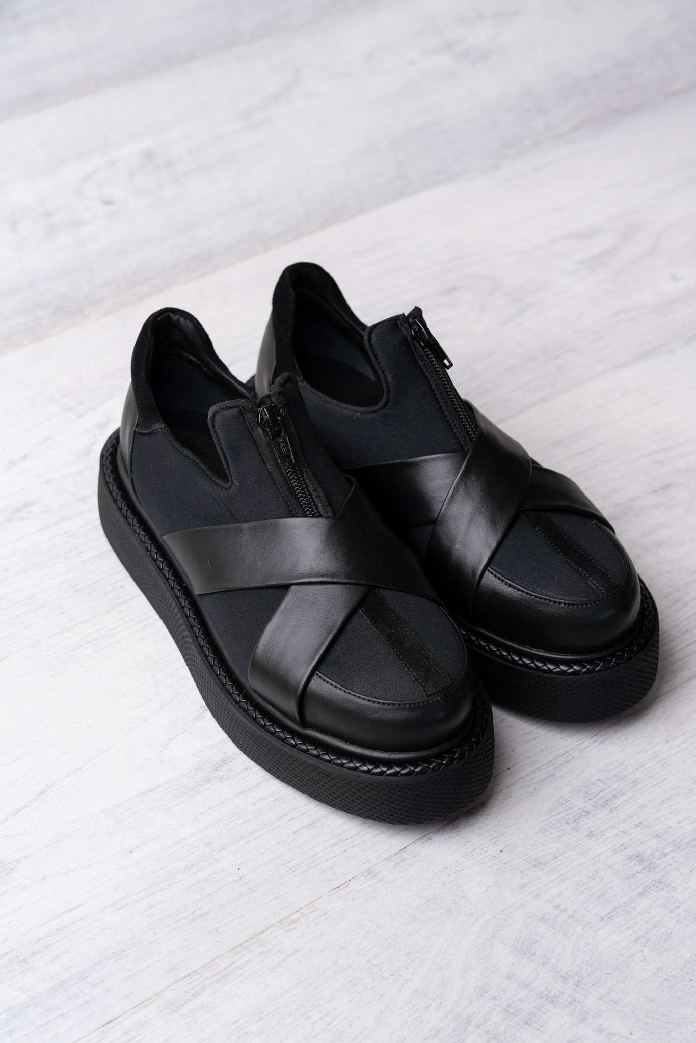 LRS_EXCL_23.08.2023-121 Sneakersi - Magic - imagine 1